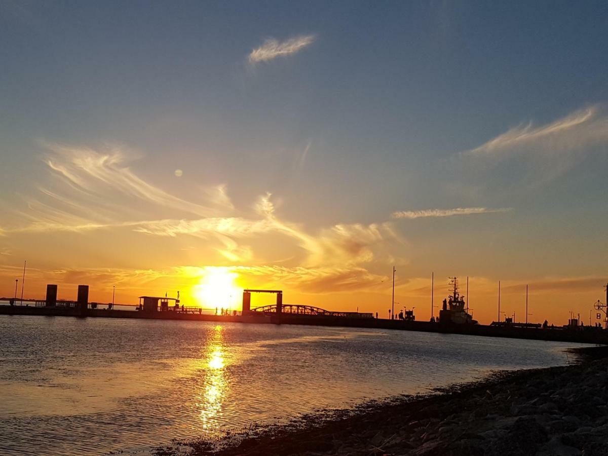 Ferienwohnung Koralle - Am Wasser Bremerhaven Zewnętrze zdjęcie